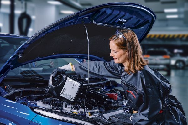 Запчастини для Nissan