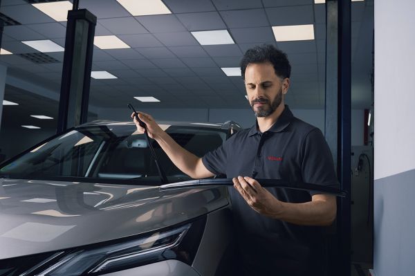Запчастини для Nissan